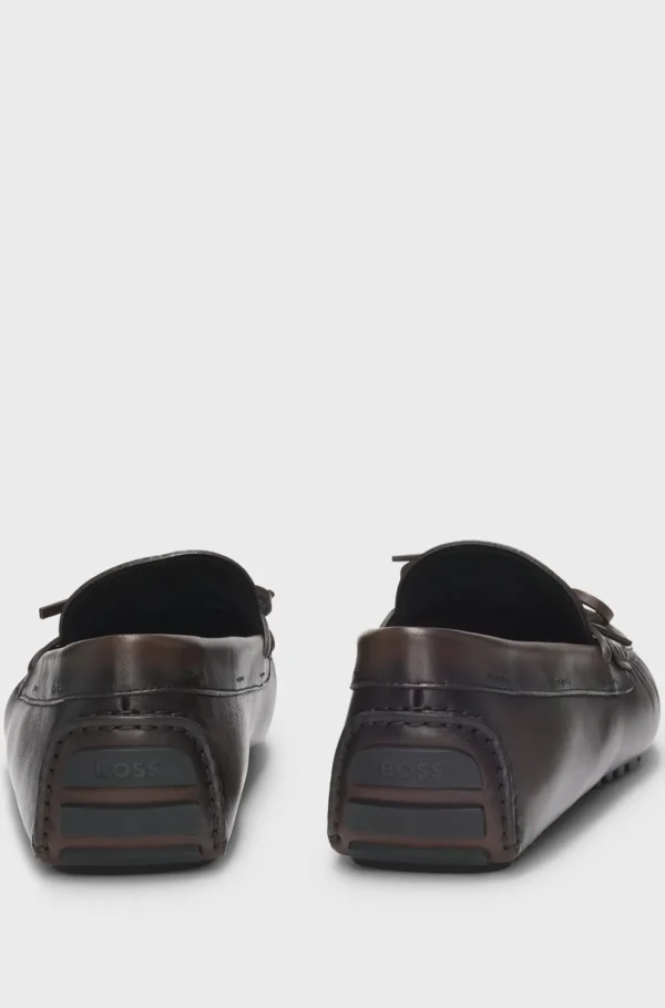 HUGO BOSS Mocassins>Mocassins Em Pele Com Sola De Condutor E Logótipo