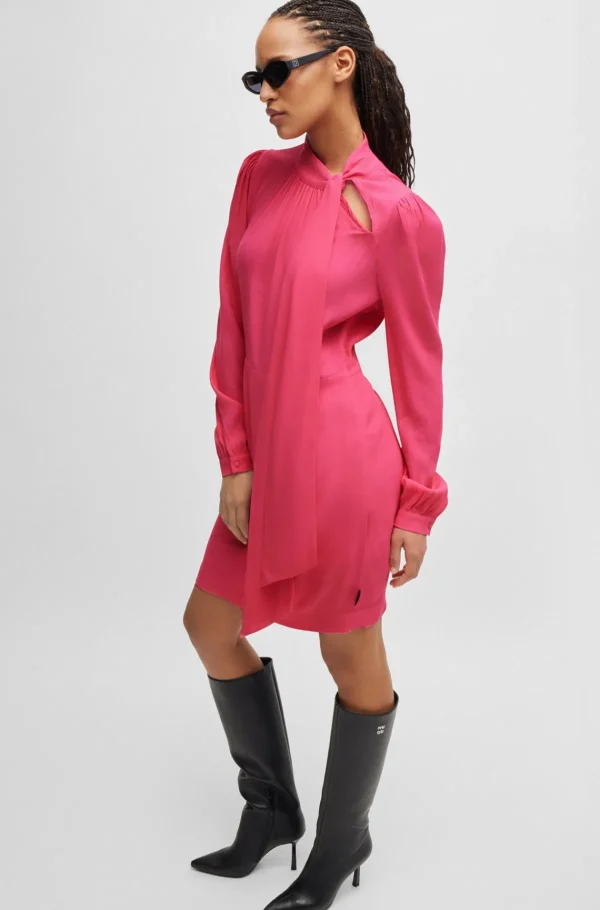 MULHER HUGO BOSS Vestidos E Macacões>Vestido De Manga Comprida Em Tecido Crepe Com Gola Em Laço